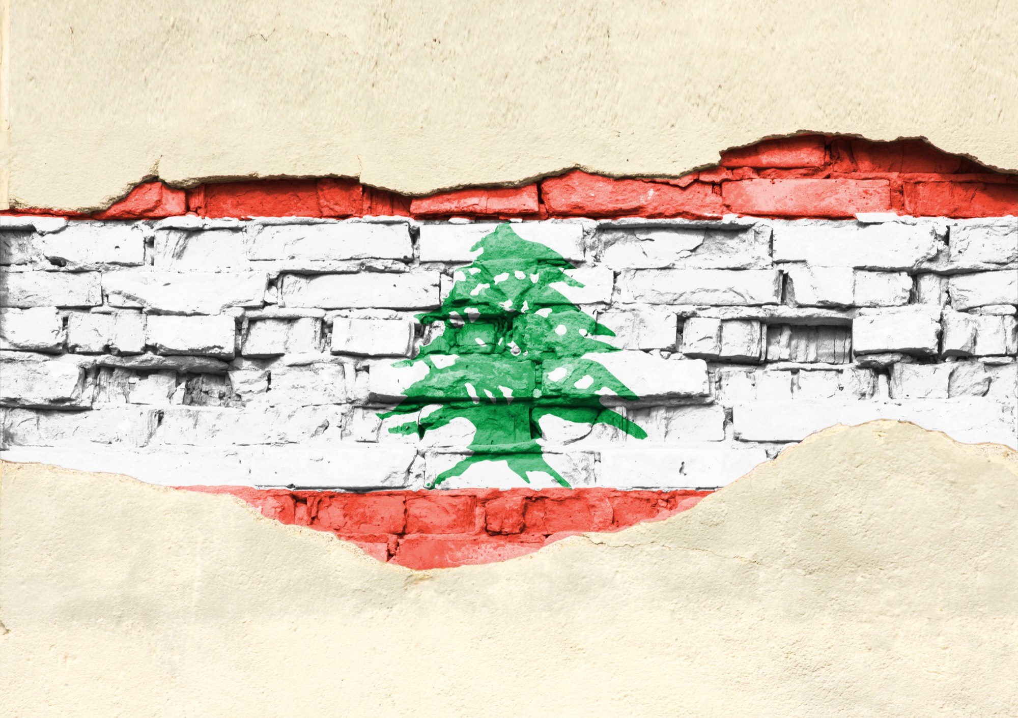 أزمة اقتصادية ومالية خانقة في لبنان وتدهور الليرة اللبنانية لتصل إلى 100 ألف مقابل دولار واحد